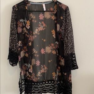 Black Floral Kimono